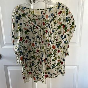 Beautiful Anthropologie blouse!
